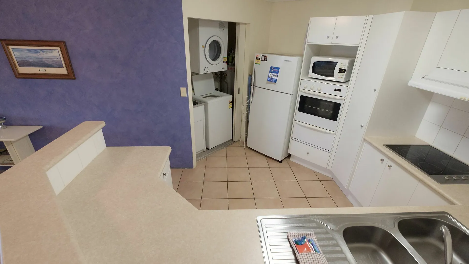 Sanctuary Lake Apartments Gold Coast