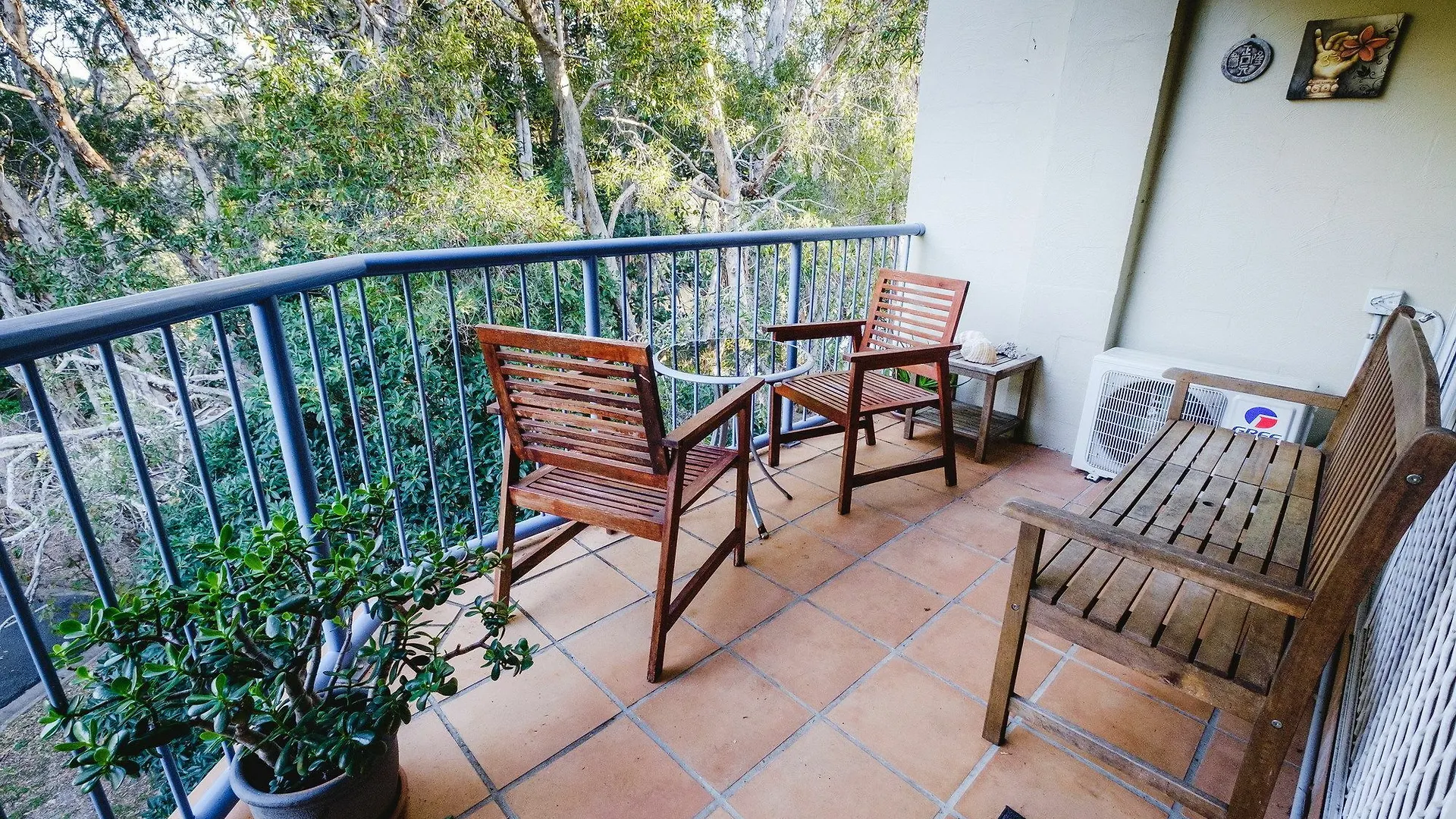 Sanctuary Lake Apartments Gold Coast 4*,  Australia