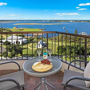 Resort Palmerston Tower On Southport Broadwater