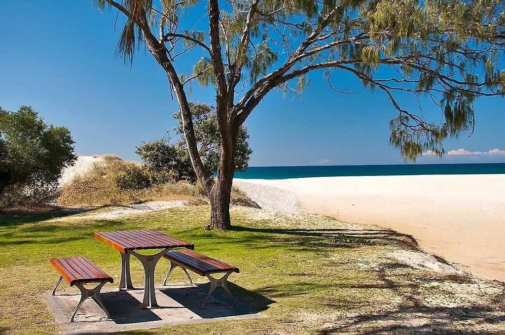 **** Aparthotel Sanctuary Lake Apartments Gold Coast Austrálie