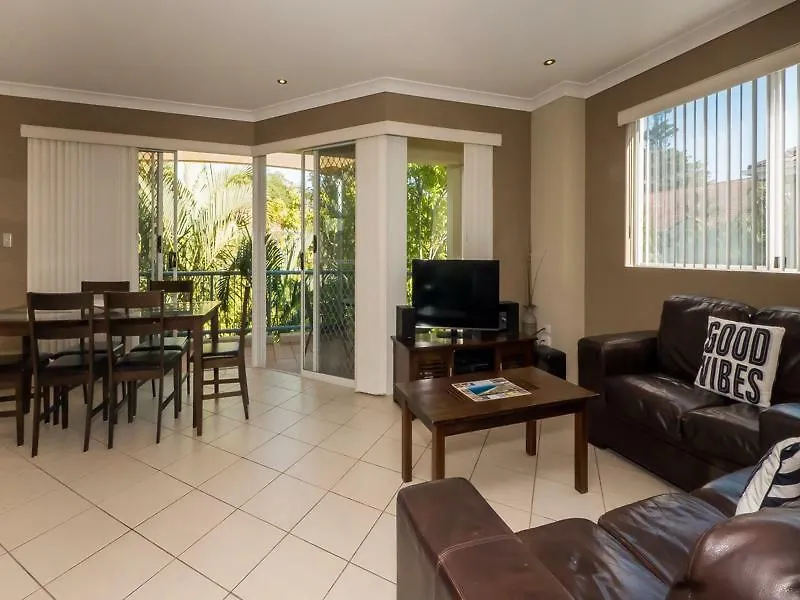 Sanctuary Lake Apartments Gold Coast Aparthotel