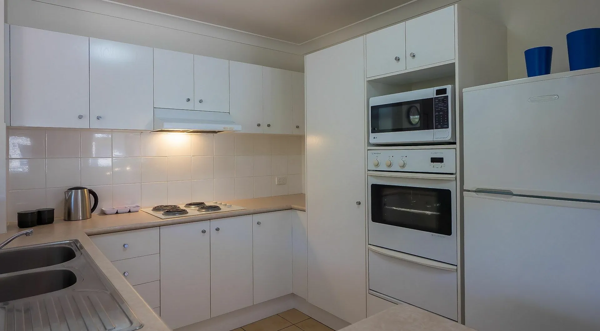 Sanctuary Lake Apartments Gold Coast 4*,